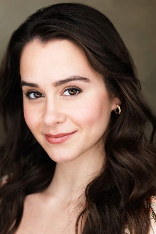 Victoria Mirrer as Kenzie Rhodes