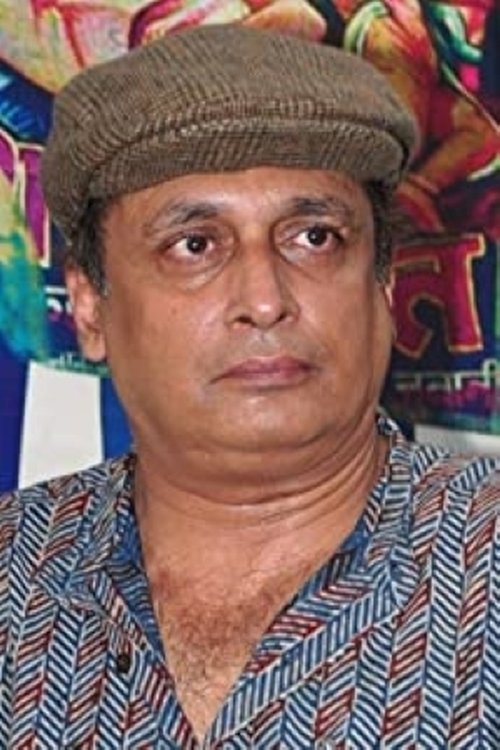 Piyush Mishra as Dhingra