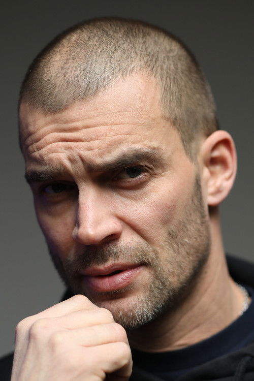 Sergey Krapiva as Саша