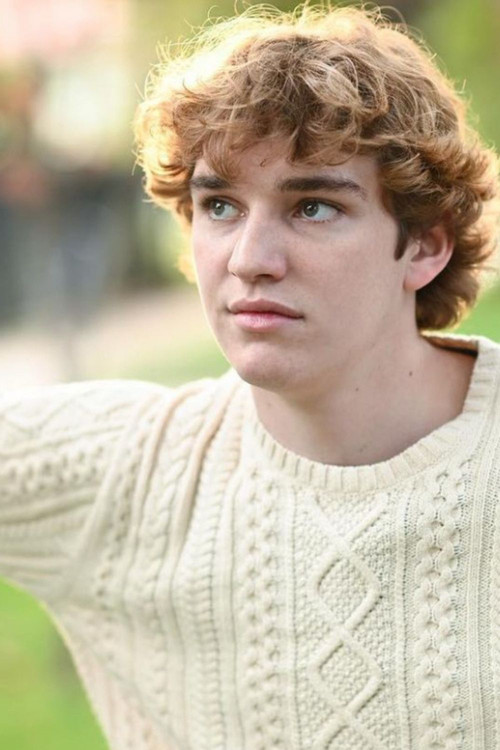 Harrison Higdon as Kicker