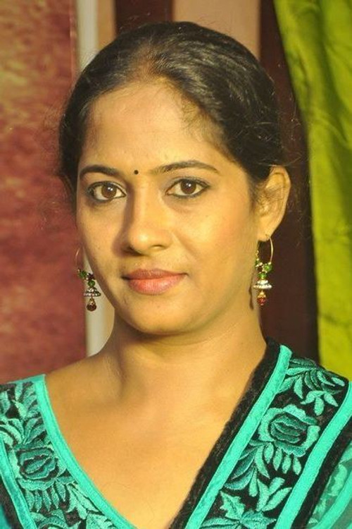 Senthikumari as Azhagammal