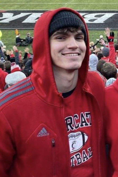 Colin Charbonneau as Patrick (Cult Member)