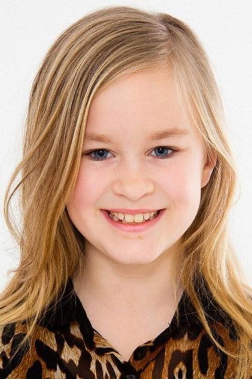 Holly Lars Bjarke as Freja