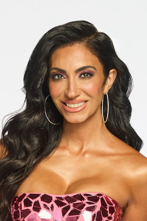 Ro-mina Ustayev as Self