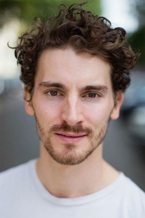 Martin Bruchmann as Marlo