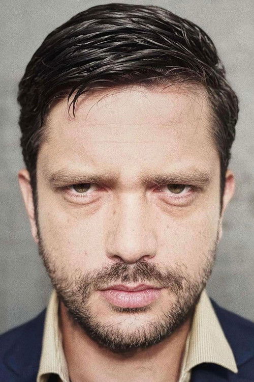 Martin Dimitrov as Тодор Арнаудов - Тото