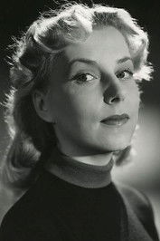 Kirsten Verner as Campingkonen