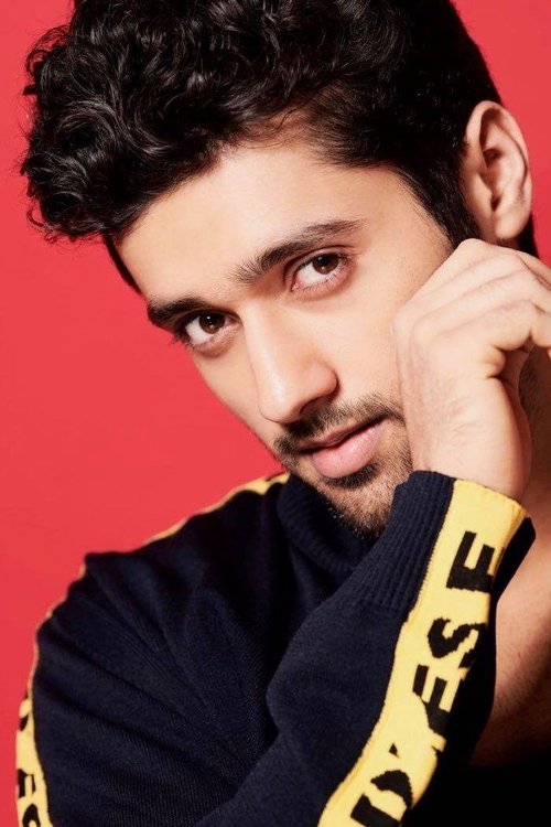 Utkarsh Sharma as Vasudev Shastri aka Genius