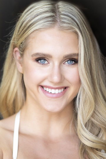 Isobel Kinnear as Self