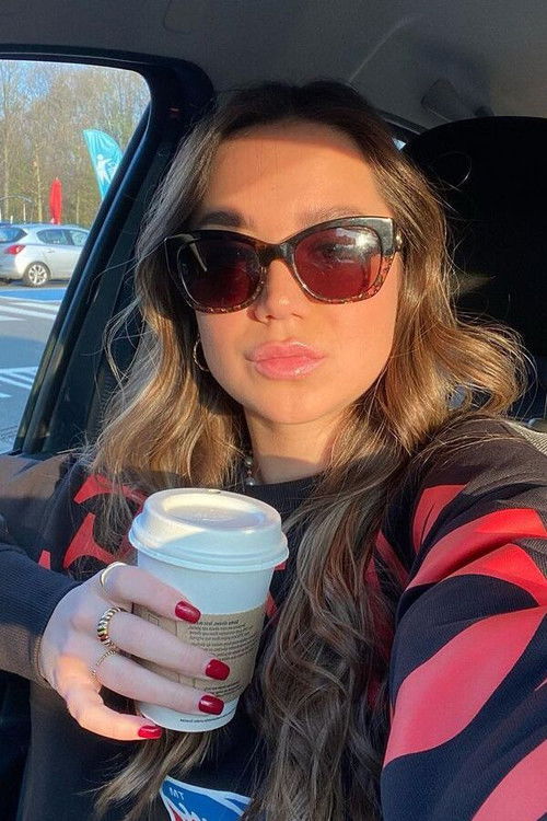 Amber Charlotte Schepers as Self - Single