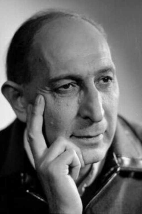 Mark Pertsovskiy as Kartaus