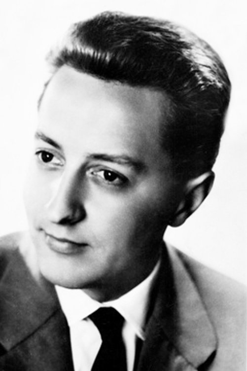 Lutz Jahoda as Martin Meyer