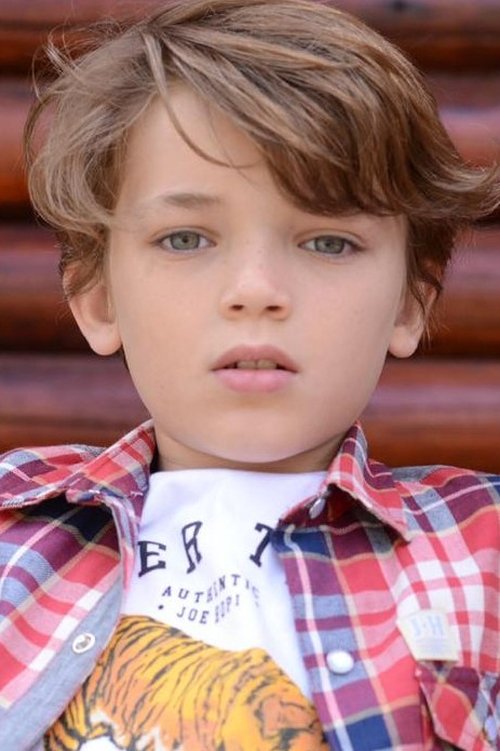 Benjamín Otero as Enzo