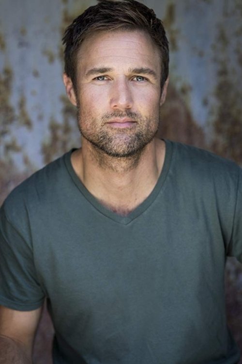 Richard Lambeth as Rob