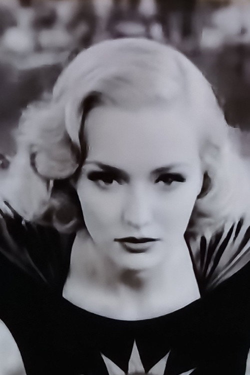 Phoebe Wood as Girl who comes from the stars