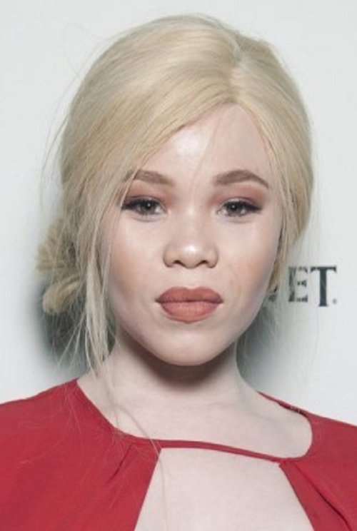 Michelle Mosalakae as Rachel