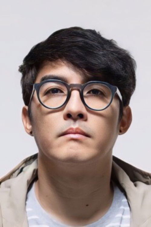 Torpong Chantabubpha as Peng