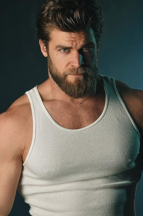 Brandon White as Johnny Gog / Nefarious Thorne / Graven