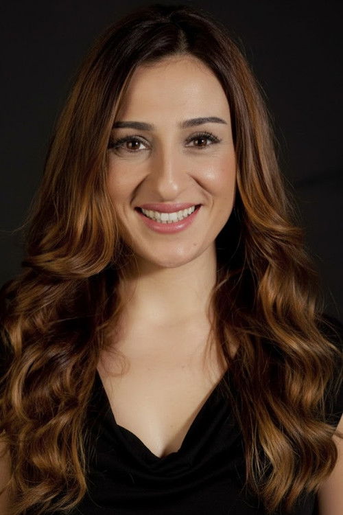 Derya Karadaş as Zerrin İffet