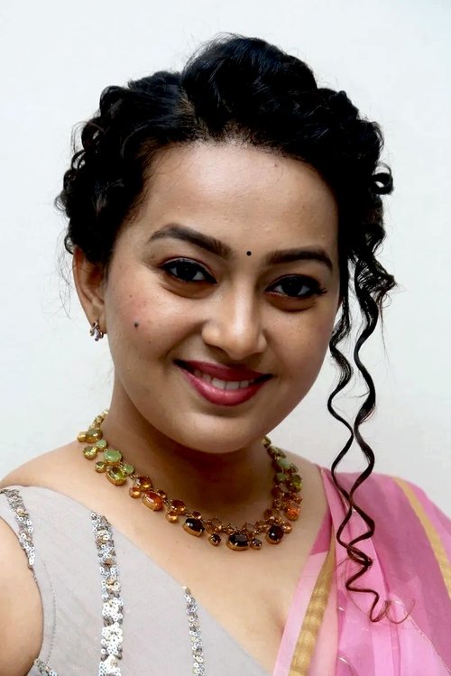Ester Noronha as Rani