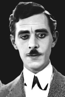 Eddie Boland as The Obliging Gentleman