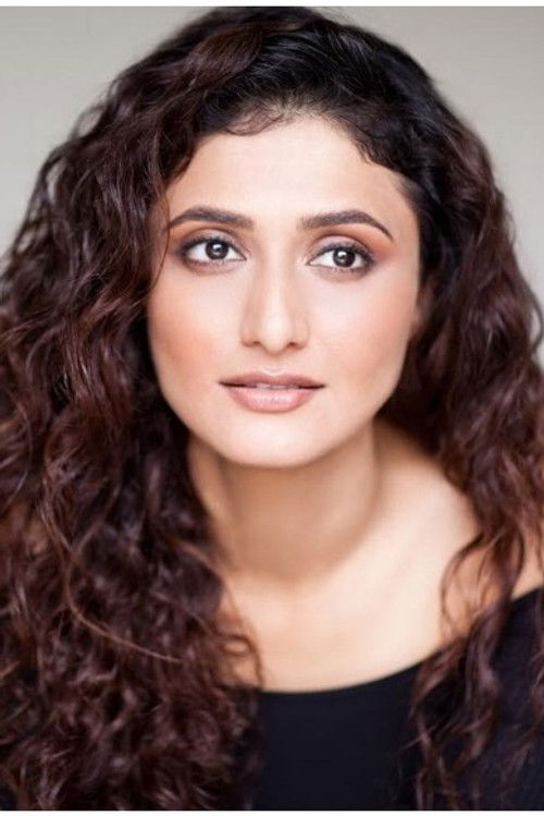 Ragini Khanna as Preet