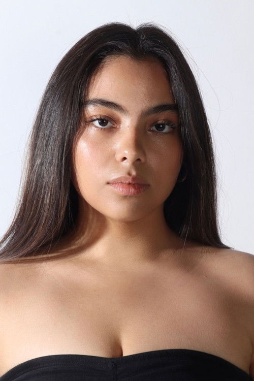 Milena Porras as Lia