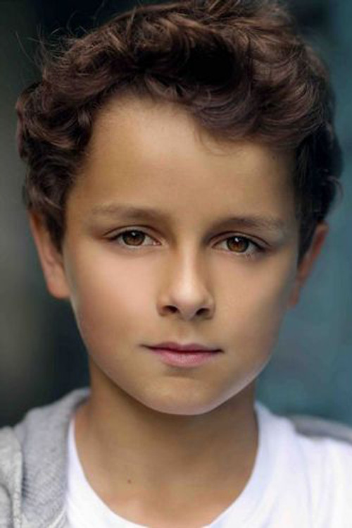 Isaac Andrews as Harry Marshall