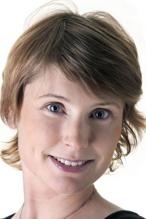 Caroline Veyt as madame Violette