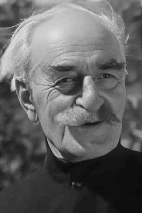 Dimitri Omiadze as участник септета («Песня или как великий Луарсаб хор организовывал»)