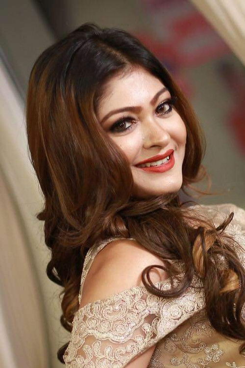 Rooqma Ray as Rajkumari Kiranmala