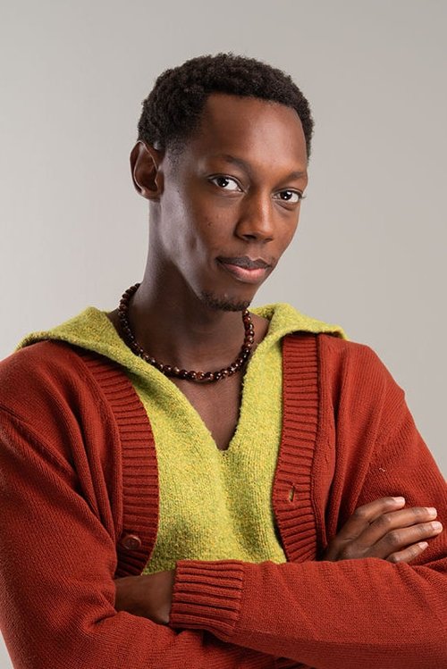 Roy Kaneza as Karim