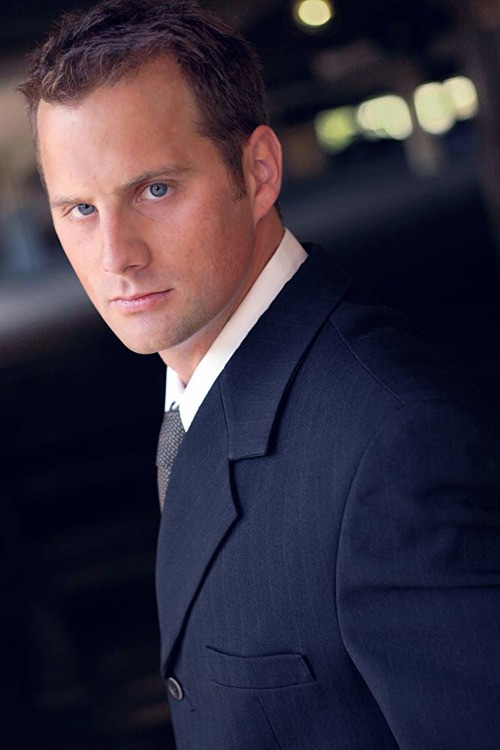 Benjamin Budd as Kevin