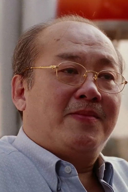 Joddy Suhady as Mr. Lee Chiang