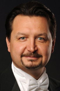 Béla Mavrák as The Platin Tenors