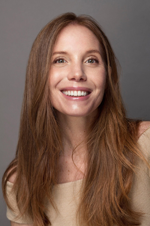 Linda van der Steen as Estrild