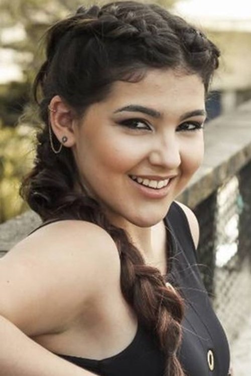 Ana Vitória Zimmermann as Marcelina Guerra (voice)