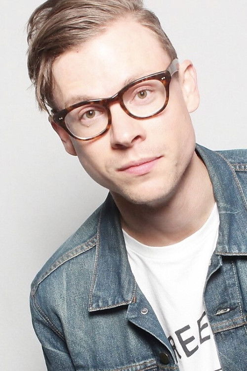 Ross Bryant as Salesman