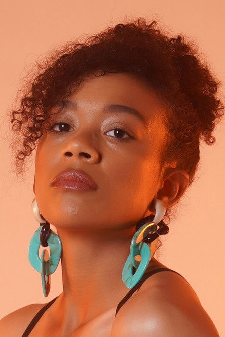 Natalie Cline as Young Patti