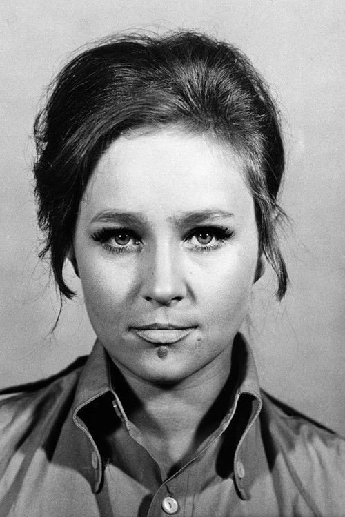 Anita Dymszówna as Journalist