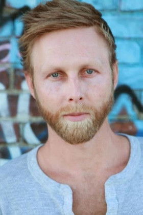 Christopher Heard as Officer Bruce Durant