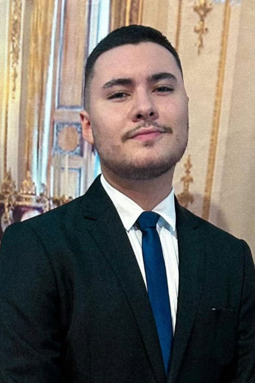 Davi Vecchi as Gerrard Roger