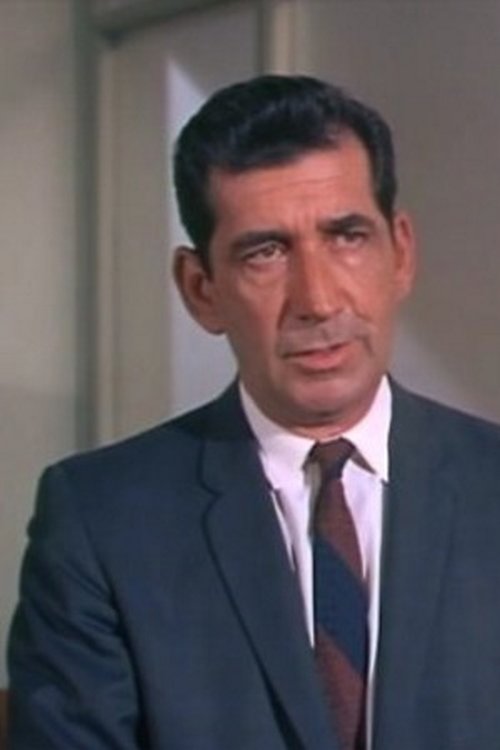 Alan Dexter as Prosecutor