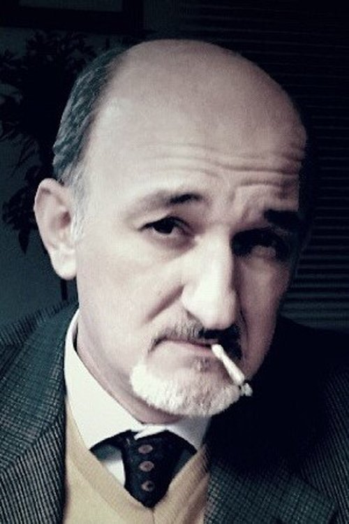 Enzo Casertano as Portiere