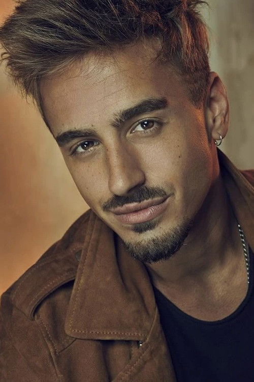 Stéfano de Gregorio as Juan Benjamín (Neco)