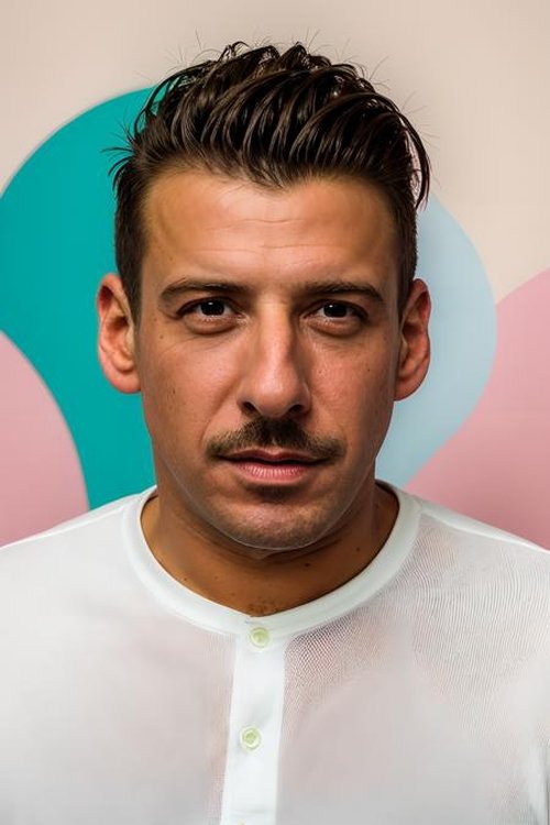 Francesco Gabbani as Self - Judge
