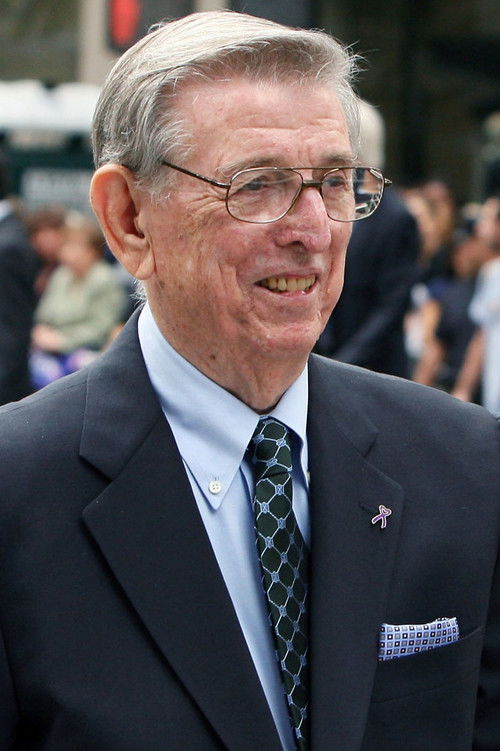 Lou Carnesecca as Self
