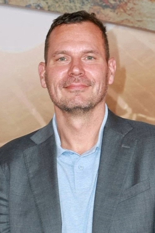 Mark Bakowski as Self - VFX Supervisor