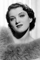 Beryl Wallace as Model (uncredited)