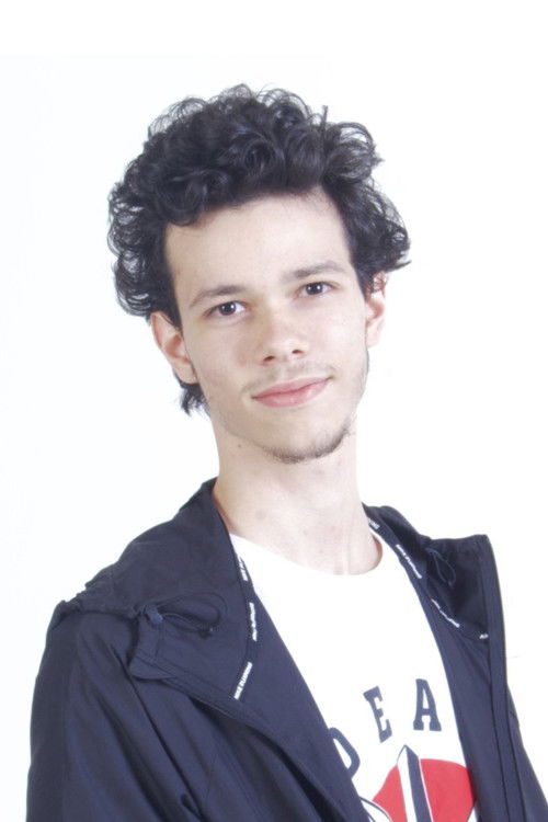 Matheus Orlandi as Detective Marcos